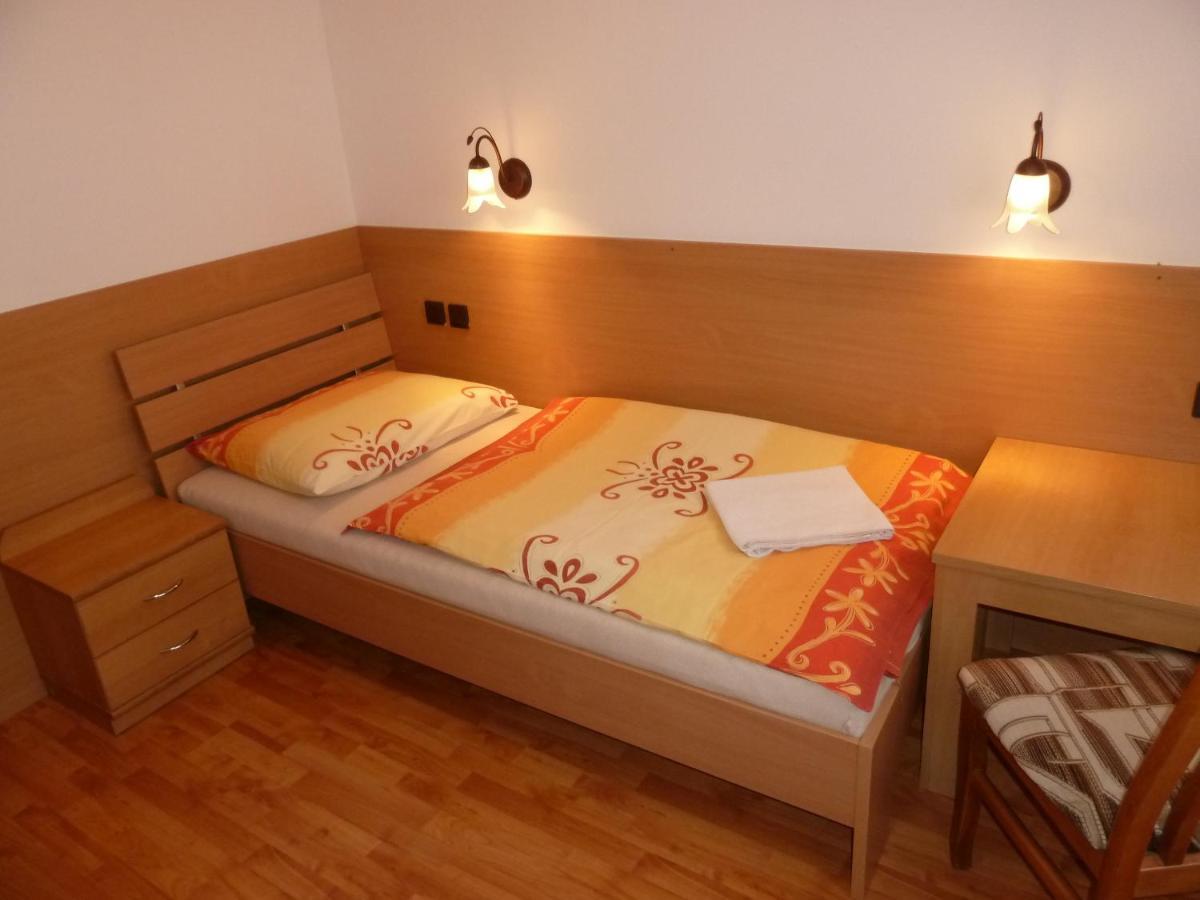 Hotel David Velke Bosany Zewnętrze zdjęcie